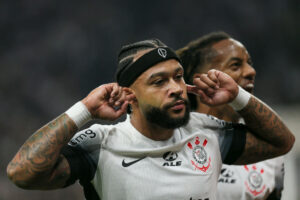 Corinthians-Depay