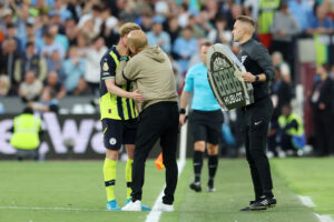 Carragher sul City: "Penso ci siano problemi tra Guardiola e De Bruyne"