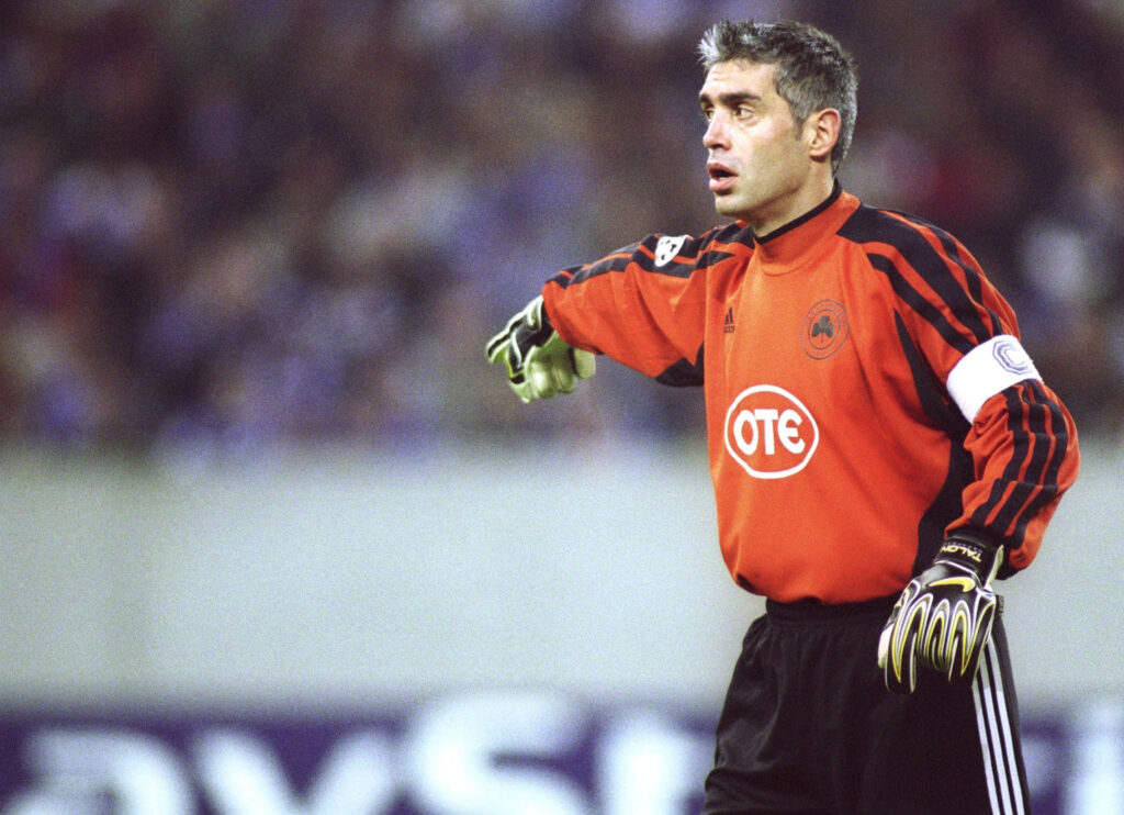 FUSSBALL: CL 01/02/SCHALKE 04 - PANATHINAIKOS ATHEN 0:2 ;