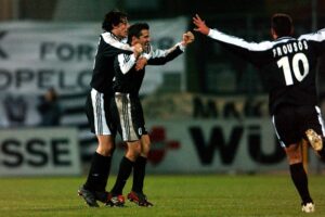 gettyimages-652009362-594x594