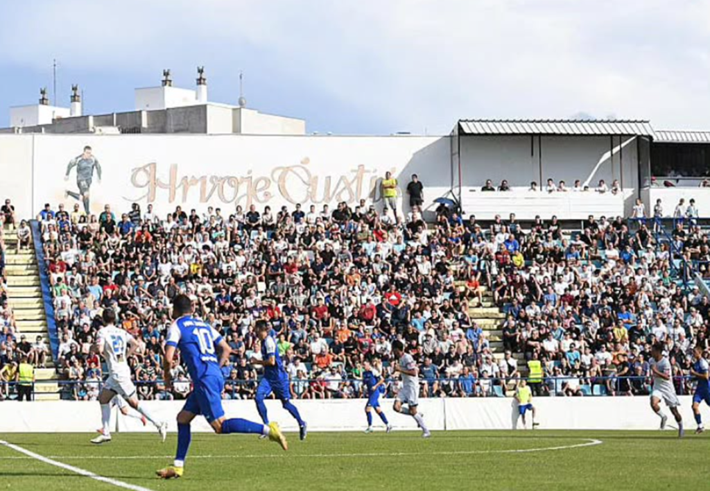 Stadio Stanovi Croazia (1)