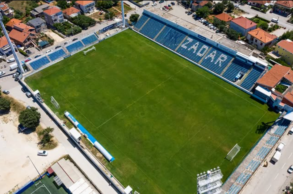 Stadio Stanovi Croazia (2)