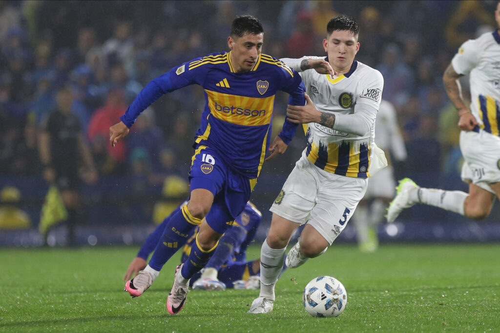 Boca Juniors v Rosario Central - Liga Profesional 2024