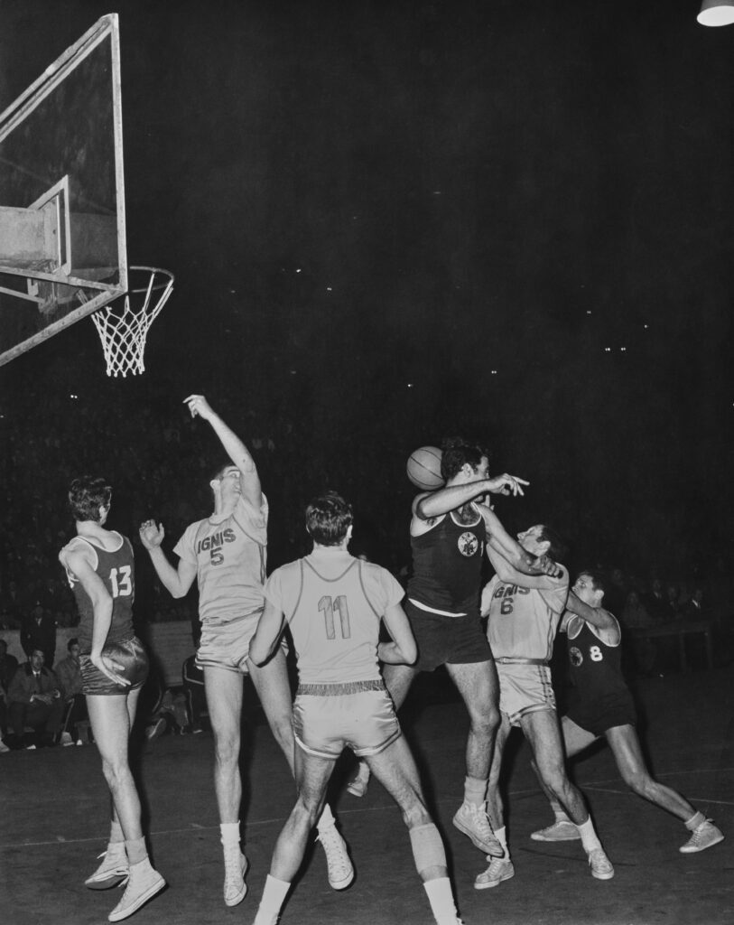 AEK vs Ignis Varese Semi-Finals