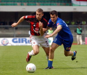 gettyimages-1122442-594x594