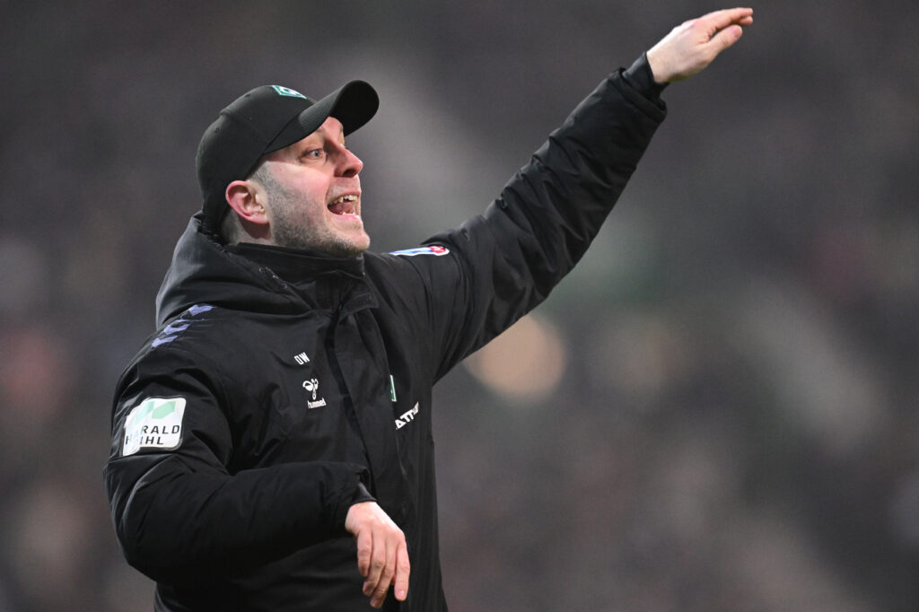 SV Werder Bremen v FC Augsburg - Bundesliga