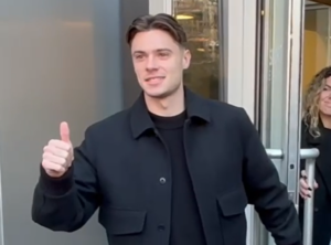 Inter, in corso le visite mediche di Zalewski al Coni