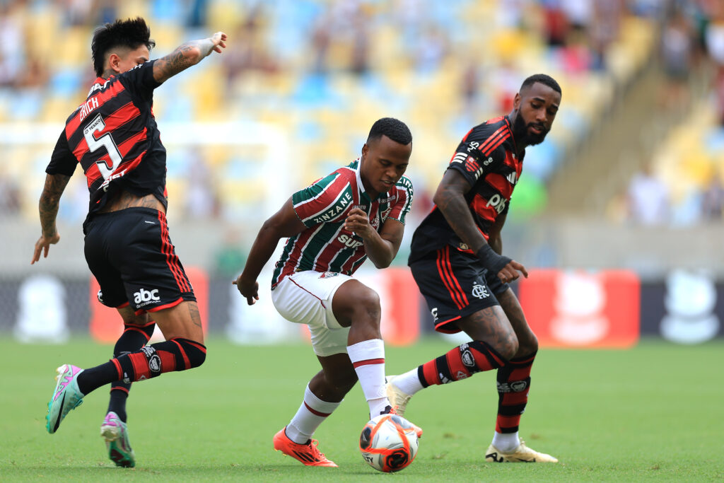 Fluminense v Flamengo - Campeonato Carioca 2025
