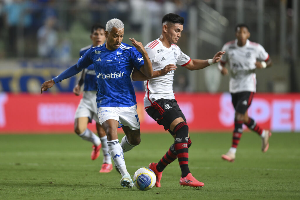 Cruzeiro v Flamengo -  Brasileirão 2024