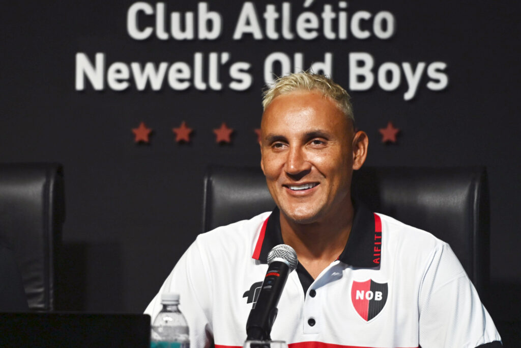 Newell's Old Boys Unveils Keylor Navas As New Player