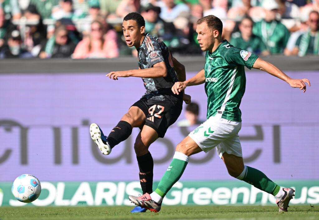 SV Werder Bremen v FC Bayern München - Bundesliga