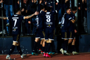 gettyimages-2196475480-594x594