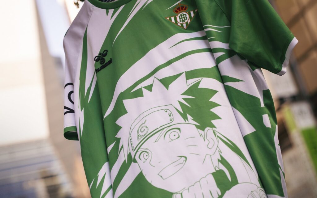 betis-siviglia-presentata-una-maglia-speciale-in-omaggio-a-naruto