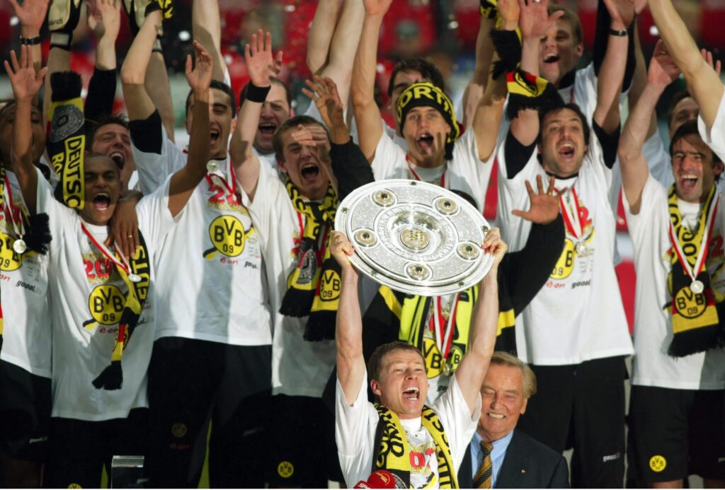 FUSSBALL: 1. BL 01/02