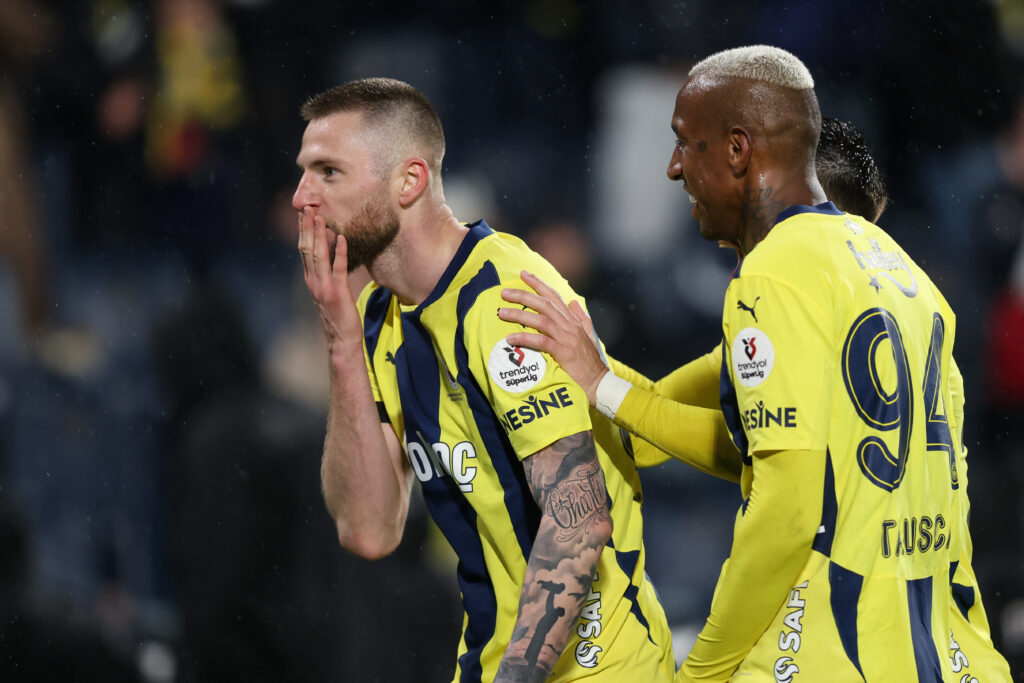 Fenerbahce v Trabzonspor - Turkish Super League