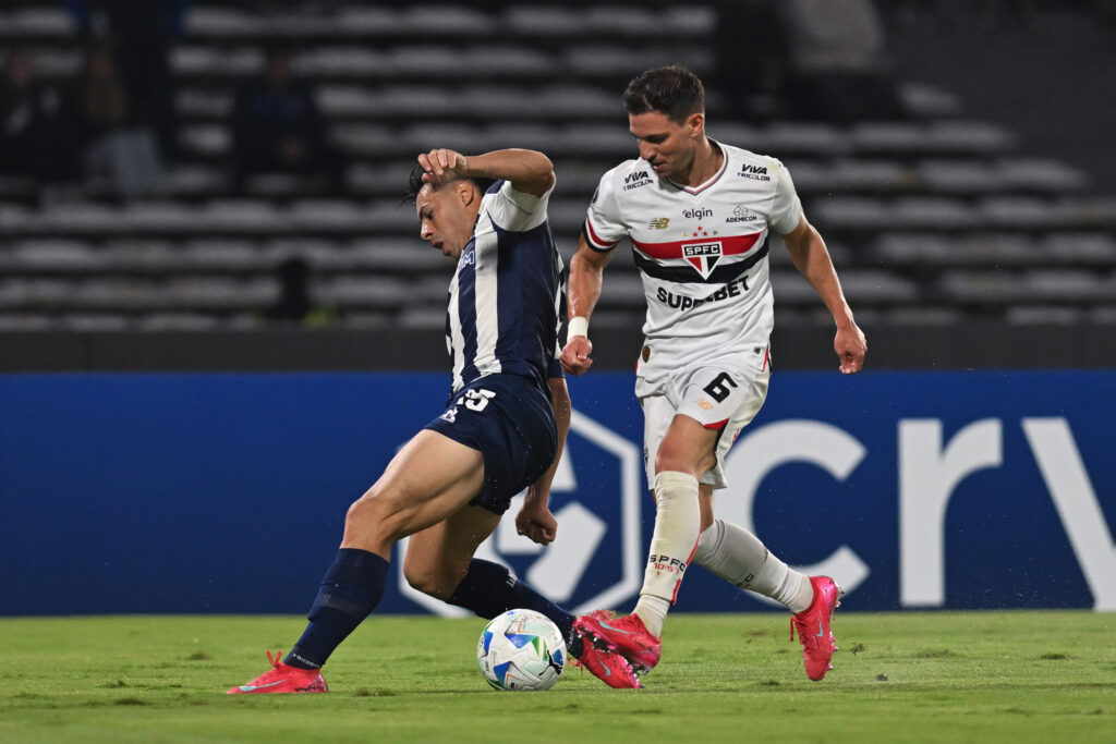 Talleres v Sao Paulo - Copa CONMEBOL Libertadores 2025