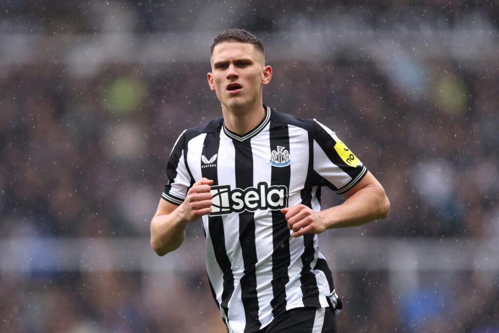 Newcastle United v Wolverhampton Wanderers - Premier League