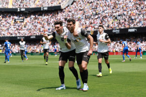 gettyimages-2214346670-594x594