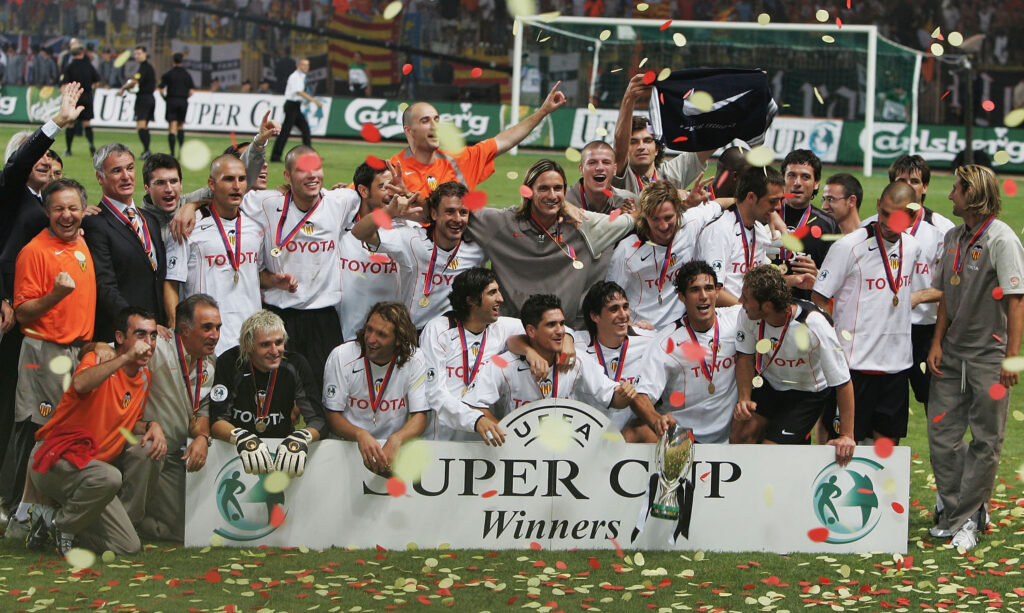 UEFA Super Cup: FC Port v Valencia