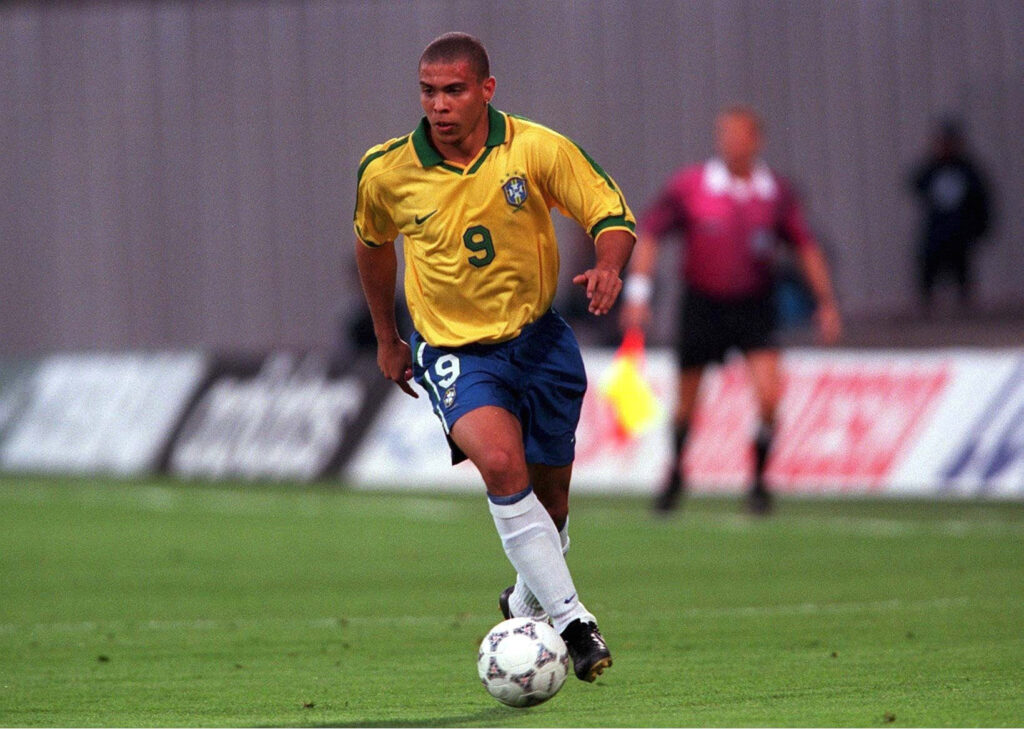 FUSSBALL: TOURNOI DE FRANCE MINI