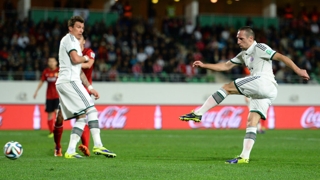 Guangzhou Evergrande FC v Bayern Muenchen - FIFA Club World Cup Semi Final