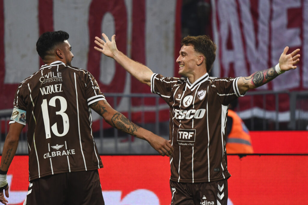 Huracan v Platense - Torneo Apertura Betano 2025: Final