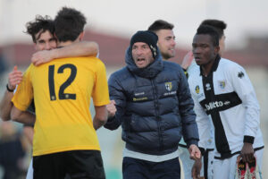 Fausto Pizzi da allenatore del Parma al Viareggio