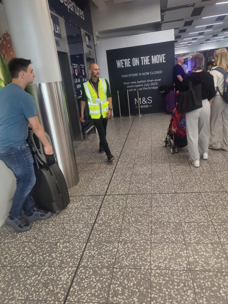 ex-allenatore-swansea-operatore-aeroportuale-storia-di-luke-williams-bristol-regno-unito