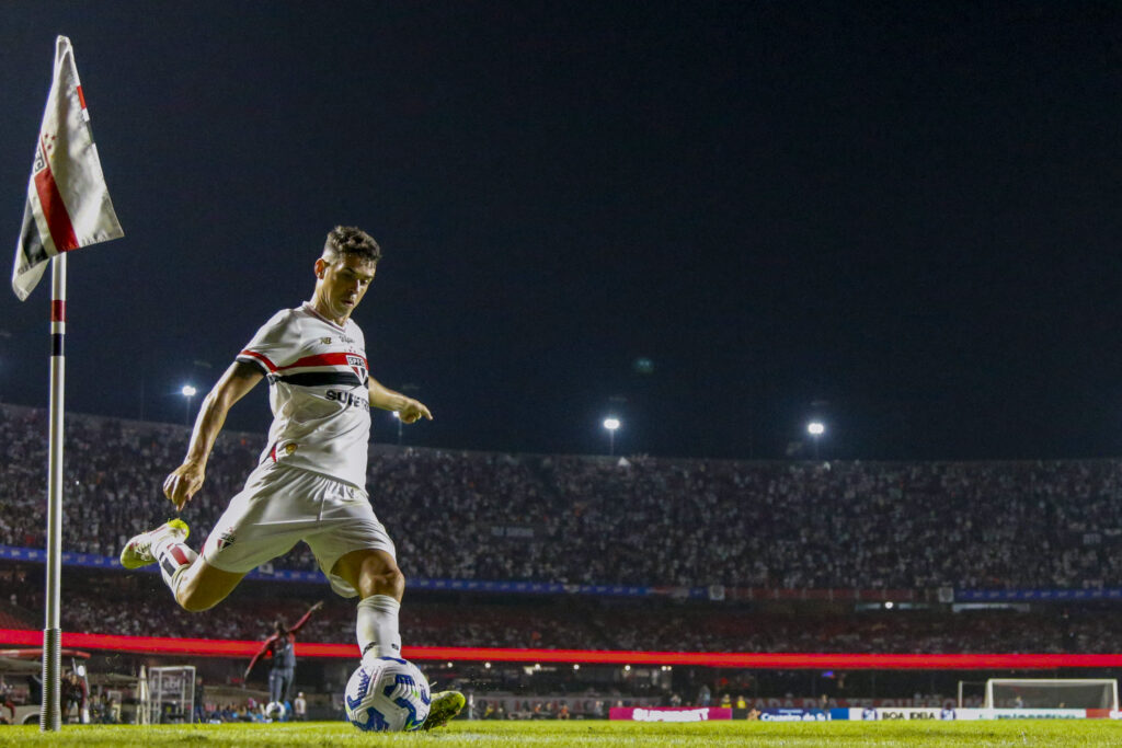 Sao Paulo v Gremio - Brasileirao 2025