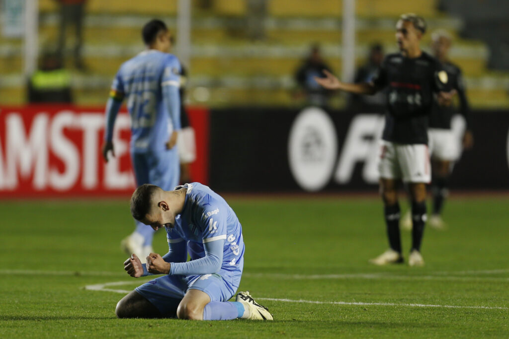 Bolivar v Flamengo - Copa CONMEBOL Libertadores 2024