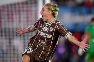 River Plate v Platense - Torneo Apertura Betano 2025: Quarterfinals