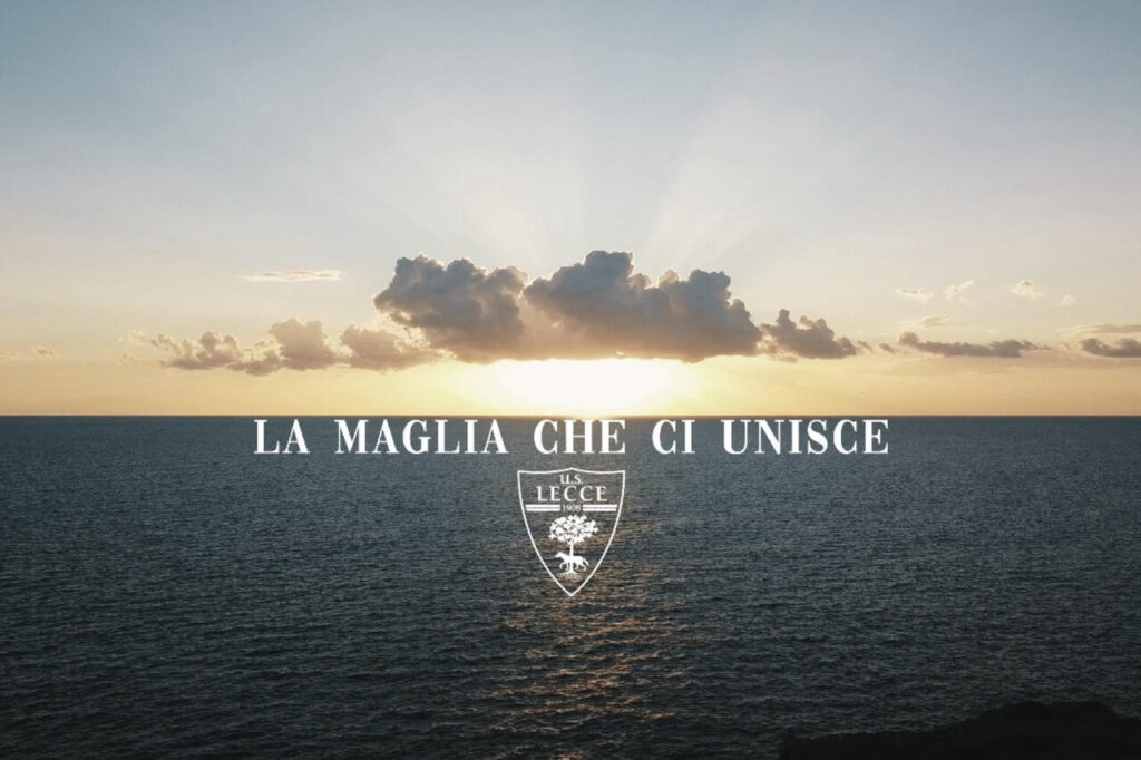 lecce-serie-a-presentate-prima-e-terza-maglia-nuova-stagione-kit-divise-salento-otranto