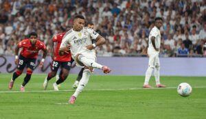 Real Madrid CF v CA Osasuna - LaLiga EA Sports