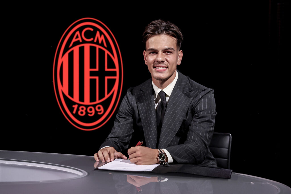 AC Milan Unveil New Signing Ardon Jashari