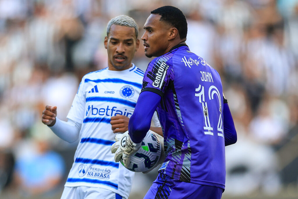 Botafogo v Cruzeiro - Brasileirao 2025