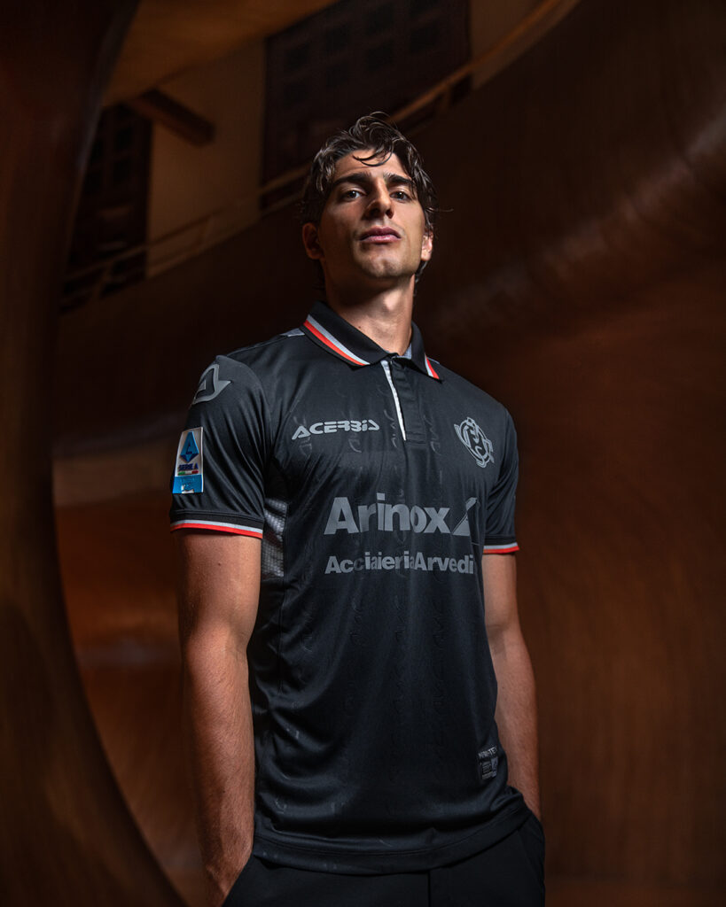 cremonese-terza-maglia-2025-2026-presentazione-third-kit-cremona-serie-a