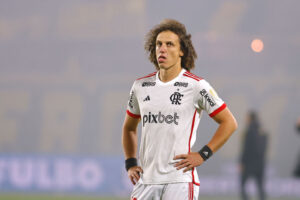 Ordine restrittivo contro David Luiz: "Posso farti sparire"