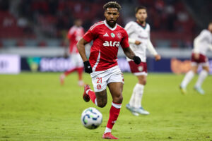 Internacional v Fluminense - Brasileirao 2025