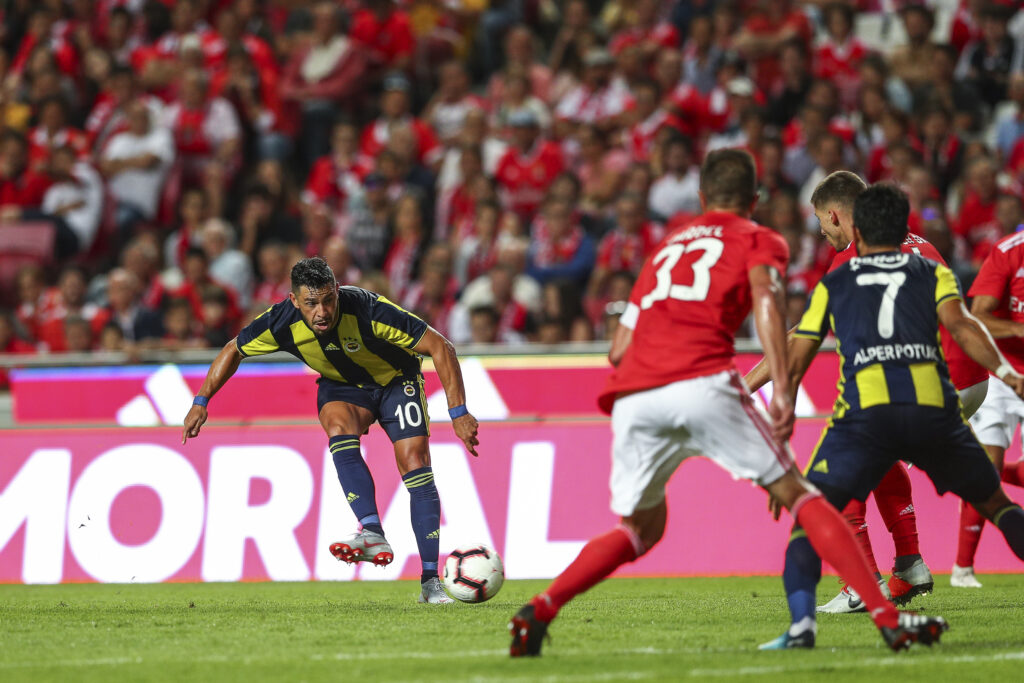 Fenerbahce Benfica pronostico