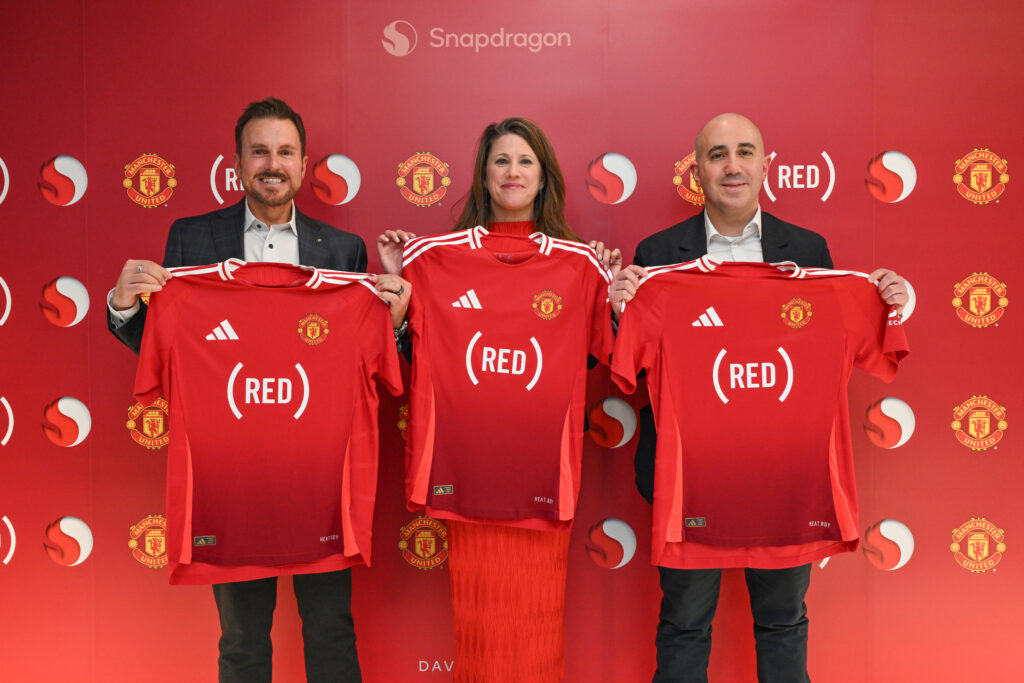 Snapdragon, Manchester United &amp; (RED) Unveil Limited Edition Shirt, Driving Awareness And Funding For Global Health