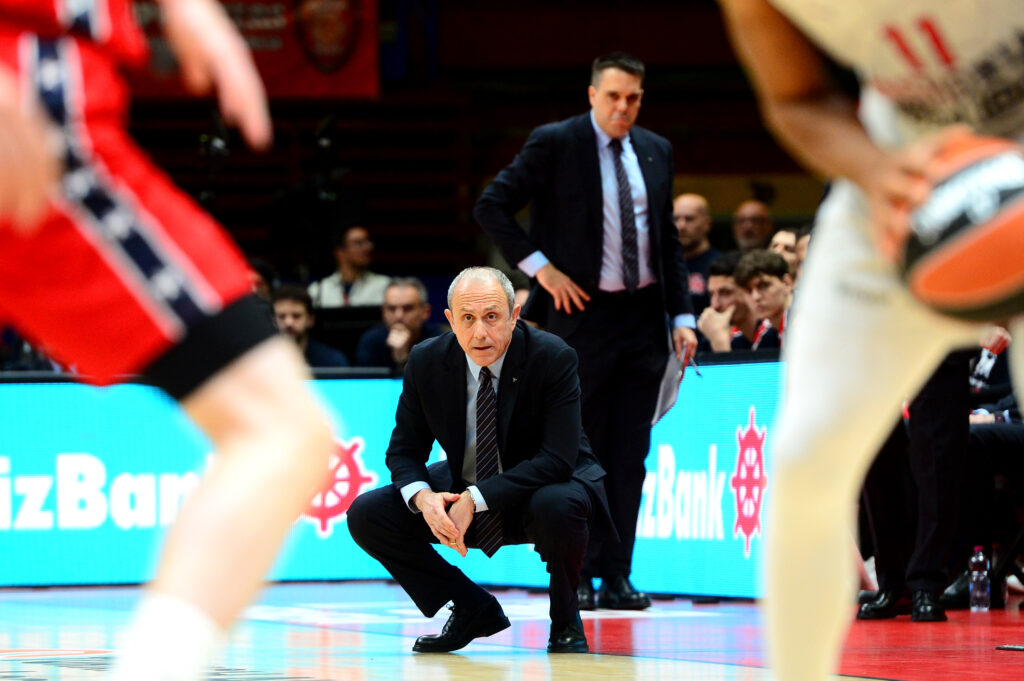 EA7 Emporio Armani Milan v Baskonia Vitoria Gasteiz - Turkish Airlines EuroLeague