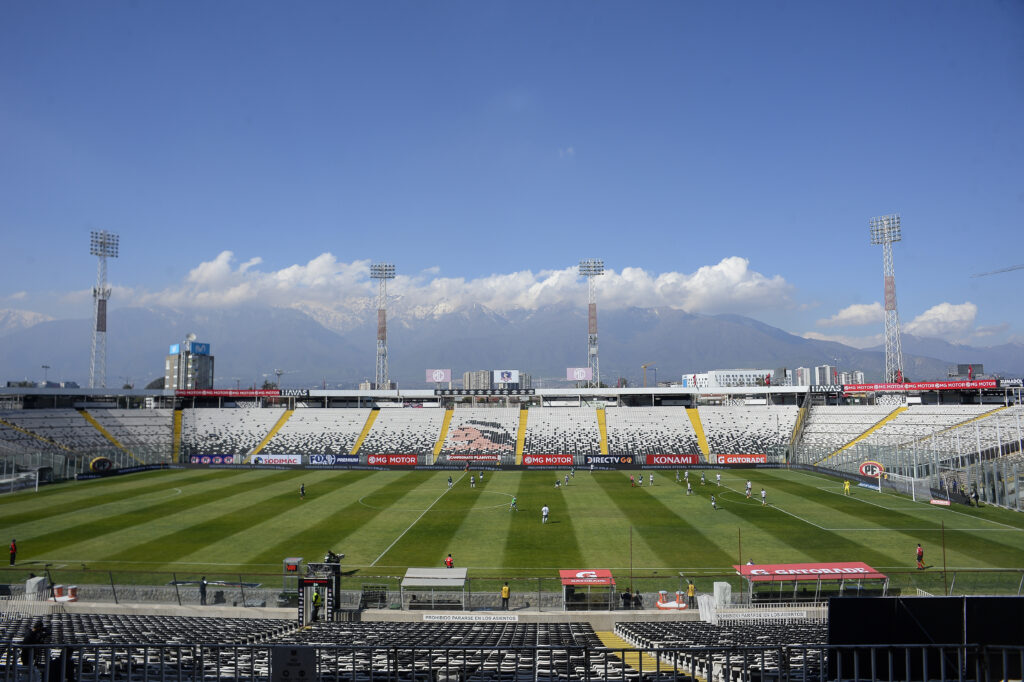 Colo-Colo v Santiago Wanderers - Campeonato Nacional 2020