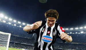Alessio Tacchinardi of Juventus celebrates