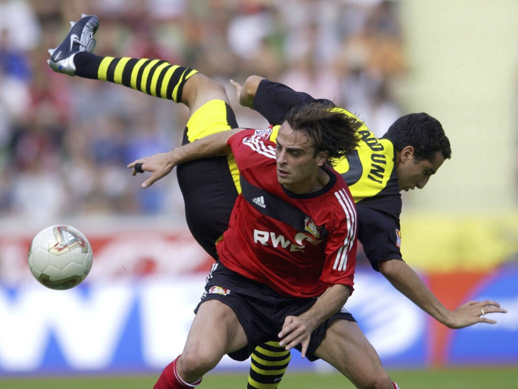 FUSSBALL: 1. BL 02/03, BAYER 04 LEVERKUSEN - BORUSSIA DORTMUND