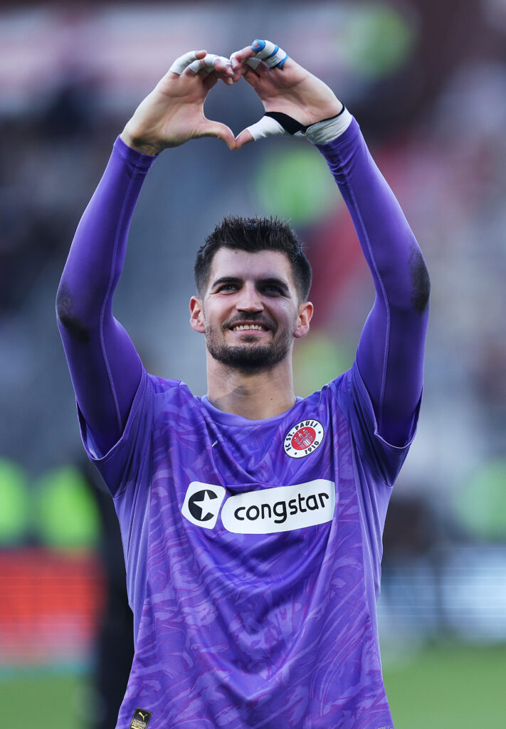 FC St. Pauli v FC Augsburg - Bundesliga