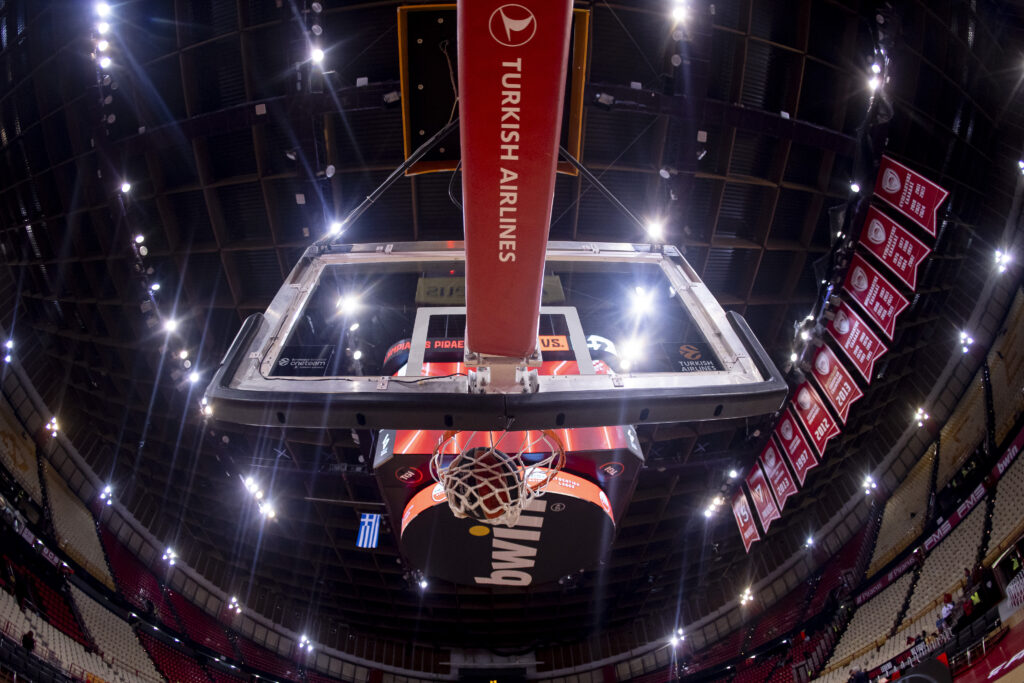 Olympiacos Piraeus v LDLC Asvel Villeurbanne - Turkish Airlines EuroLeague. Basket
