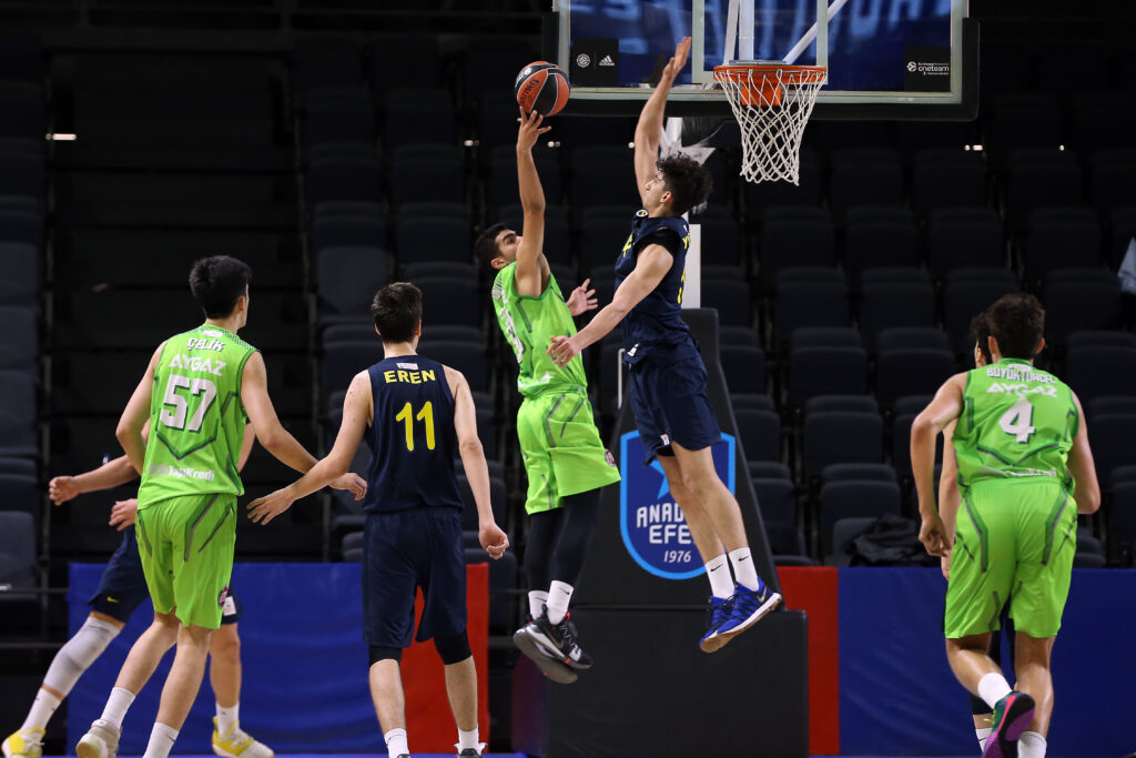 U18 Tofas Bursa v U18 Fenerbahce Beko Istanbul - EB Adidas Next Generation Tournament