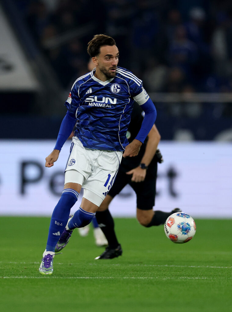 FC Schalke 04 v SpVgg Greuther Fürth - 2. Bundesliga