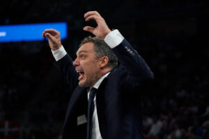 Baskonia Vitoria-Gasteiz v Olympiacos Piraeus - Euroleague 2025/2026