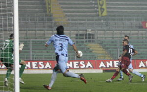 gettyimages-133873544-594x594